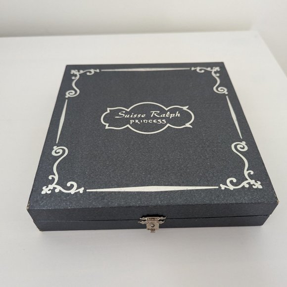 Suisse Ralph Princess Swappable Watch Bands and Color Rings - Picture 3 of 7